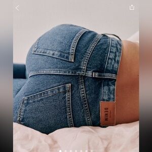 Sézane Classic Blue Denim Jeans (Tall)